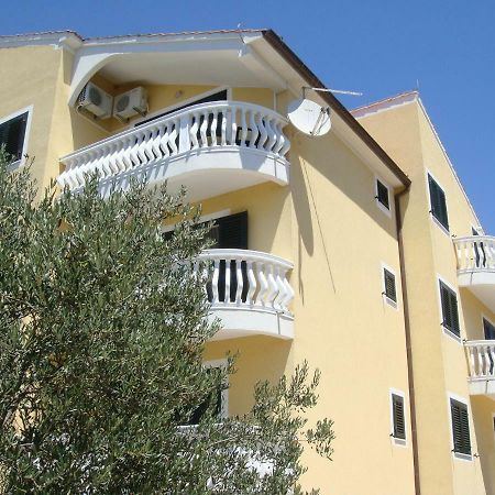 Apartments Martina Водице Екстериор снимка