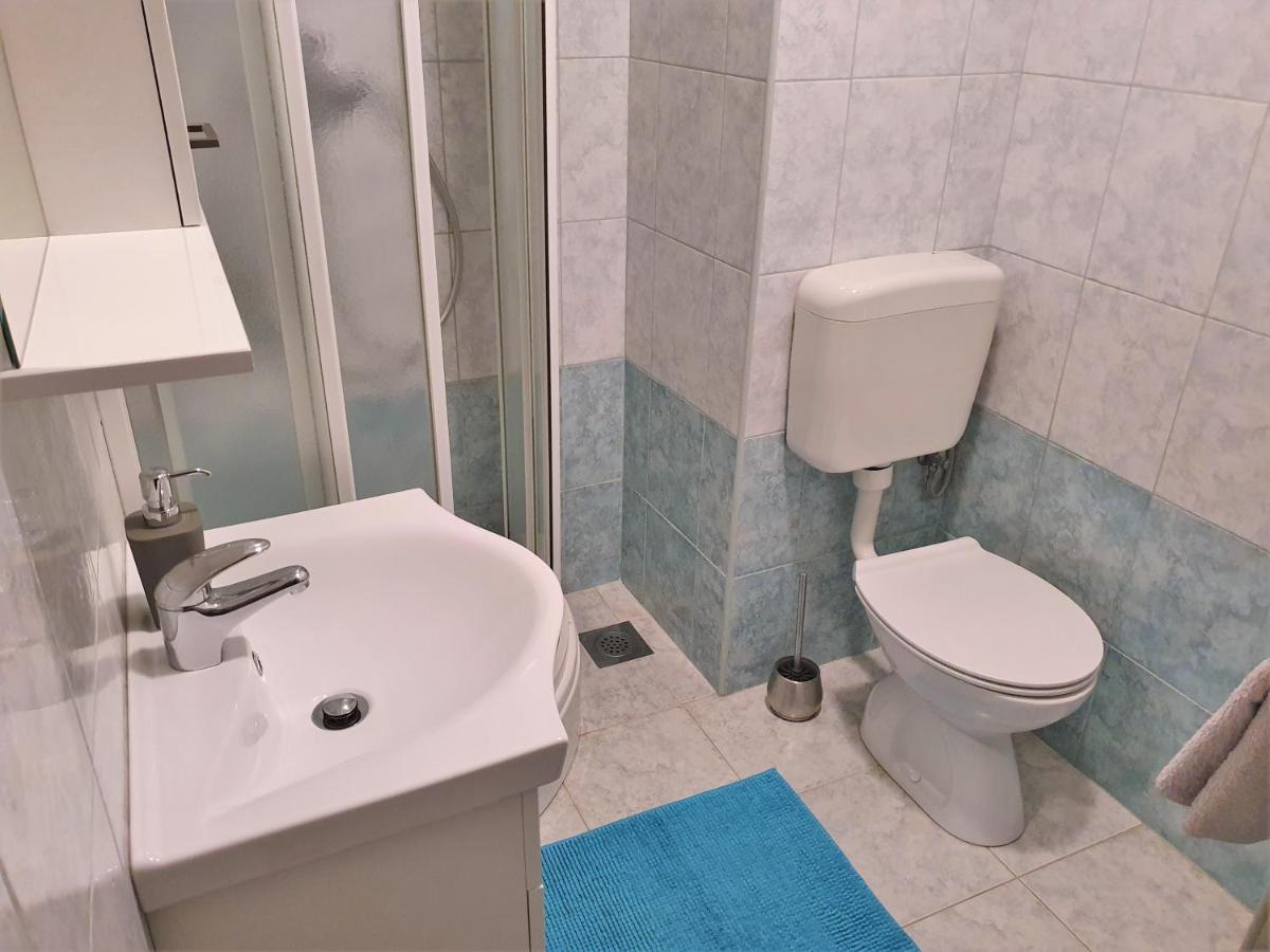Apartments Martina Водице Екстериор снимка