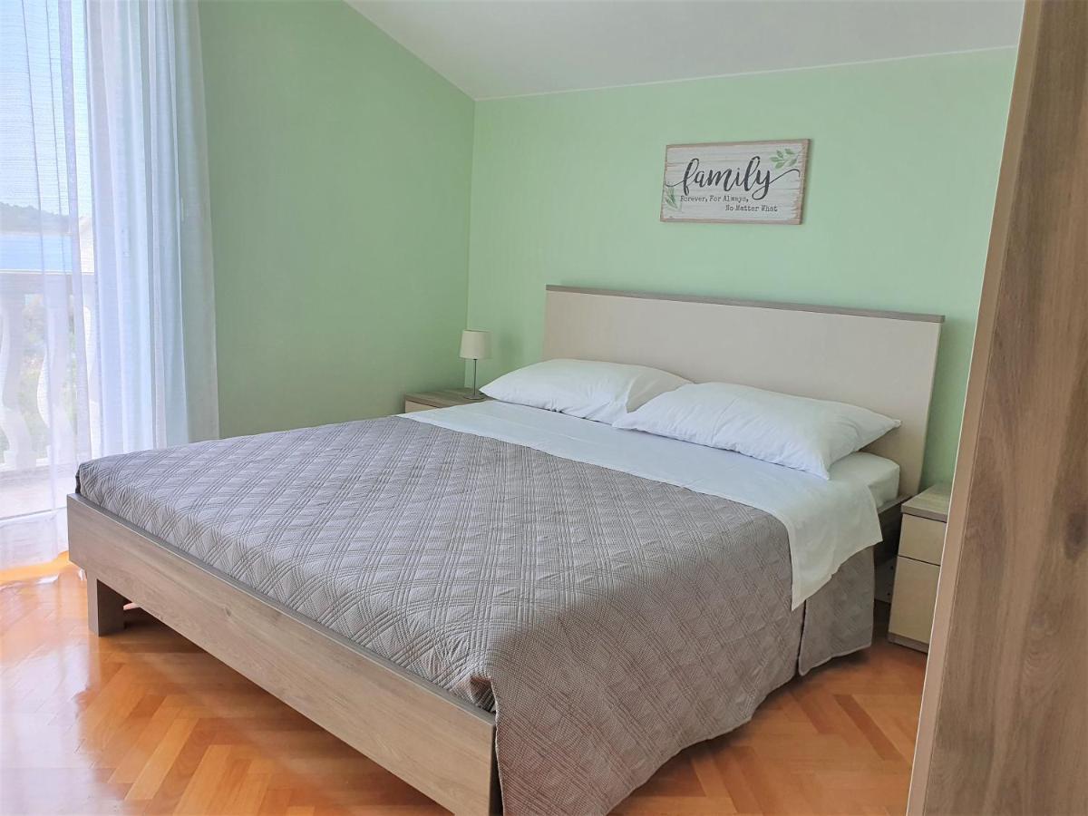 Apartments Martina Водице Екстериор снимка