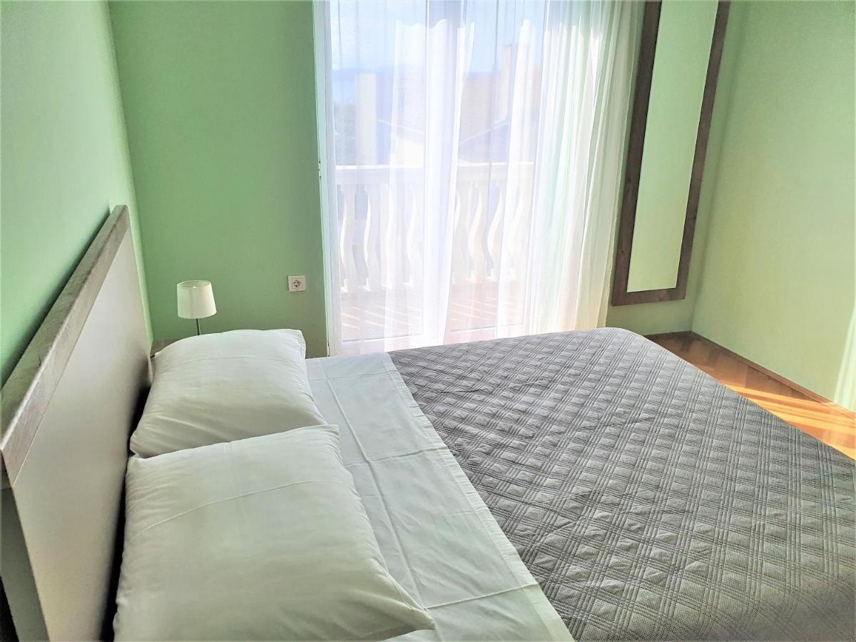 Apartments Martina Водице Екстериор снимка