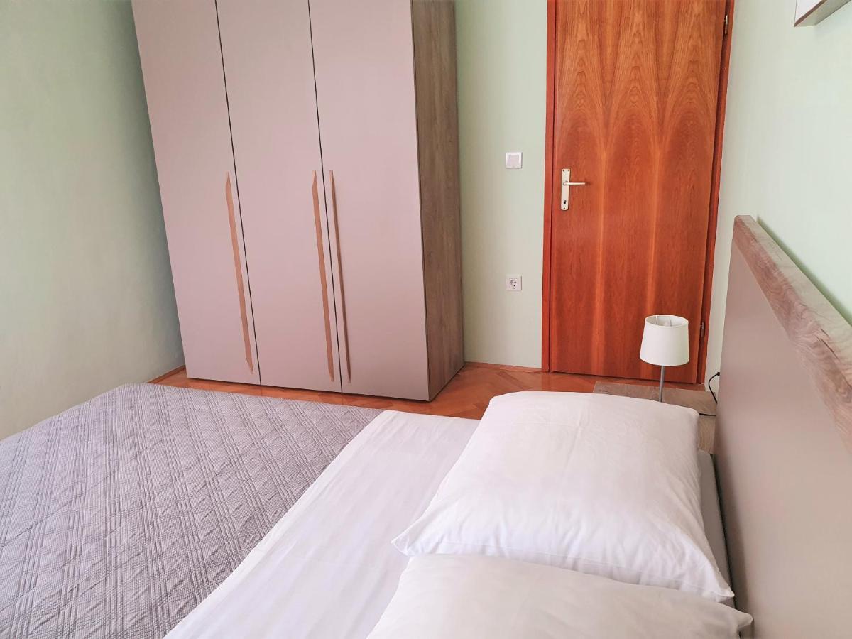 Apartments Martina Водице Екстериор снимка