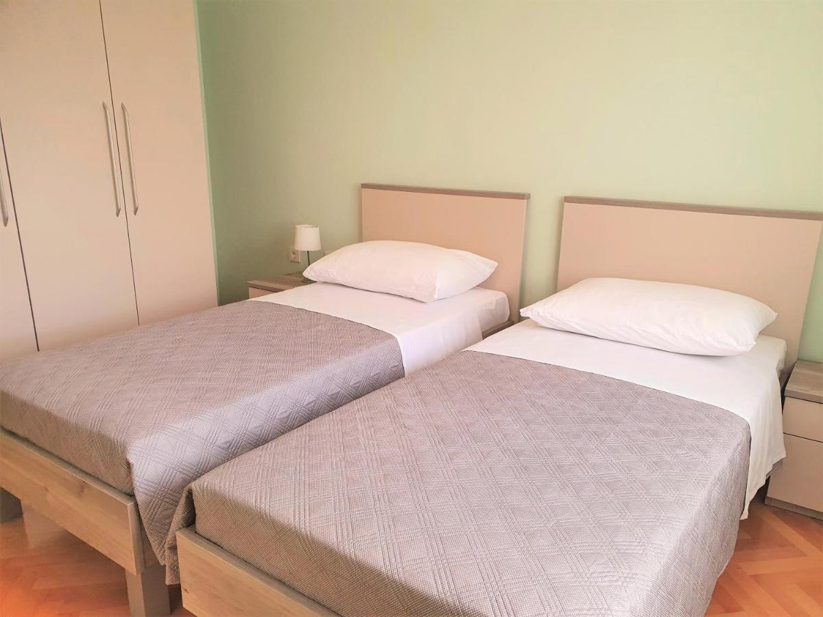 Apartments Martina Водице Екстериор снимка